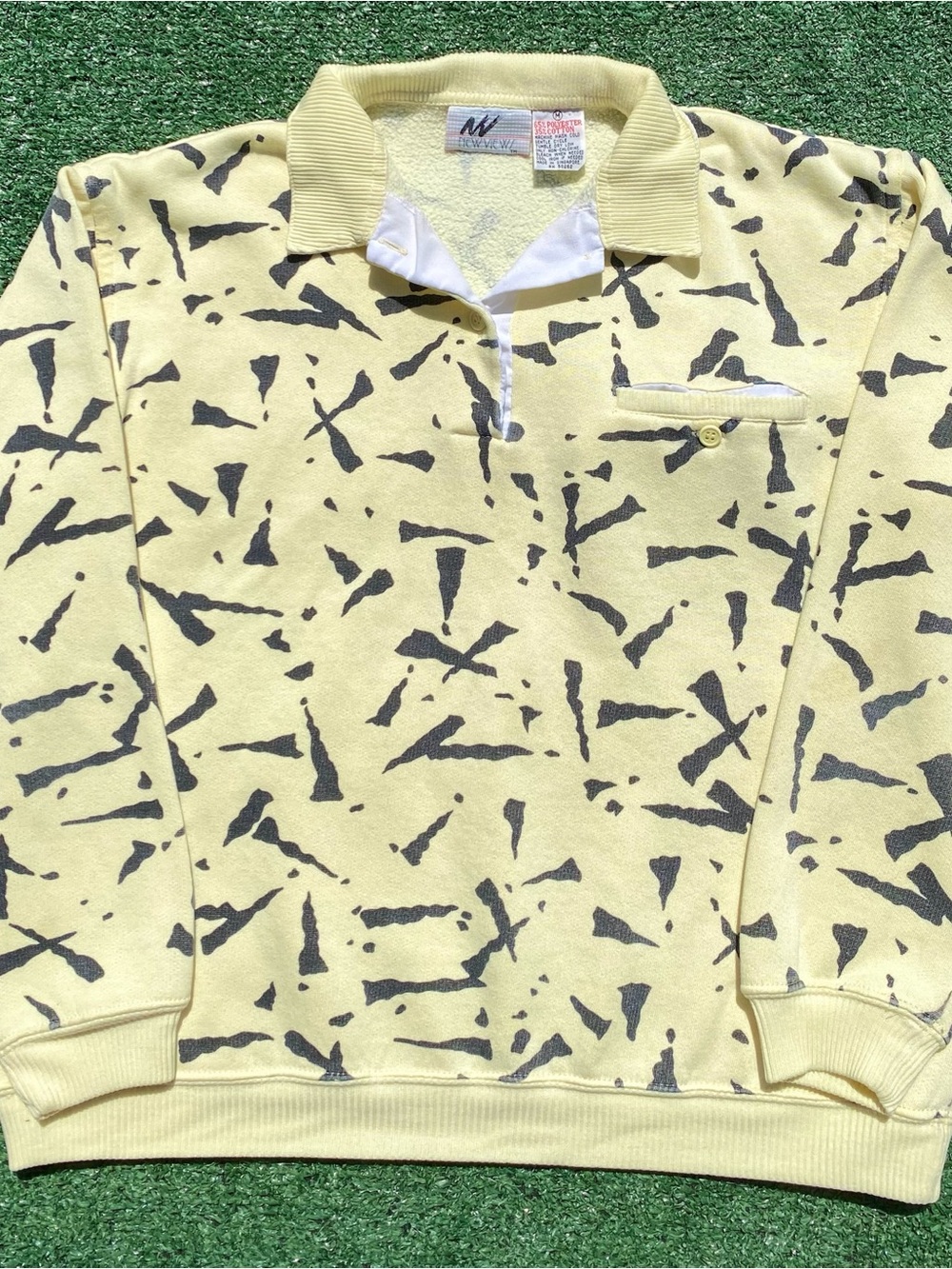 VTG 80’s New Views Yellow Geometric Patterned Collard Short Sweatshirt SZ Medium